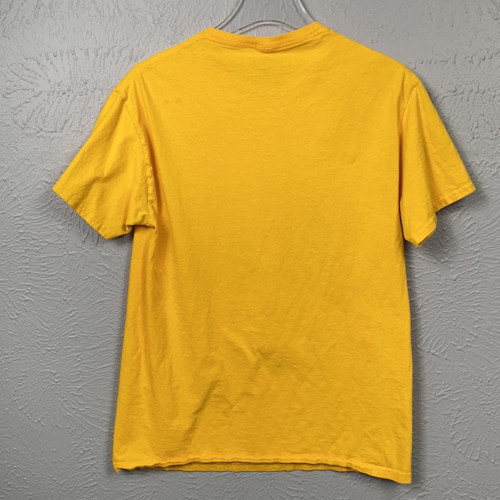 Disney The Lion King Yellow T-Shirt Size Medium - Picture 6 of 6